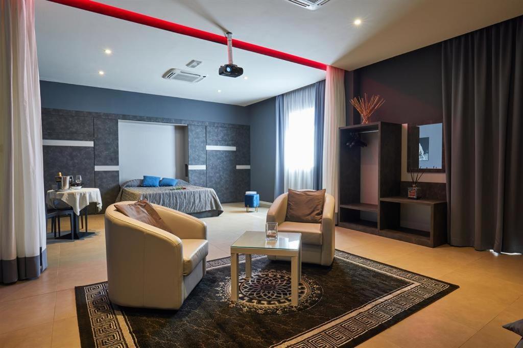 Castelmartini Wellness & Business Hotel Larciano Экстерьер фото